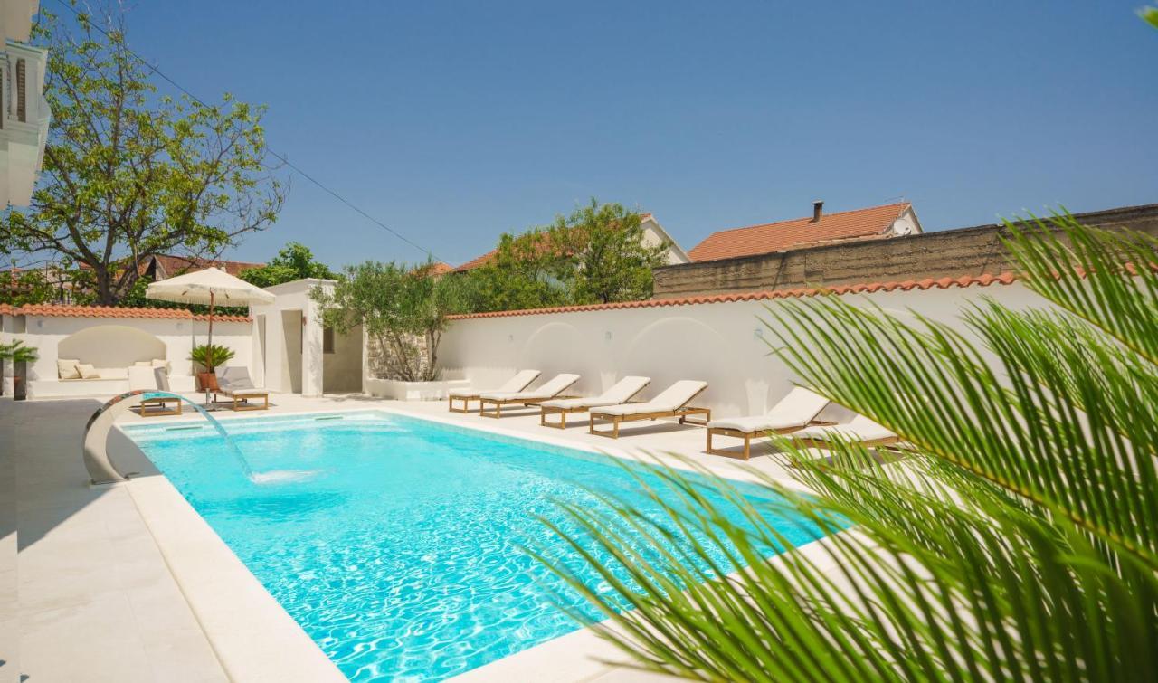 Villa Bianca Vodice Eksteriør billede