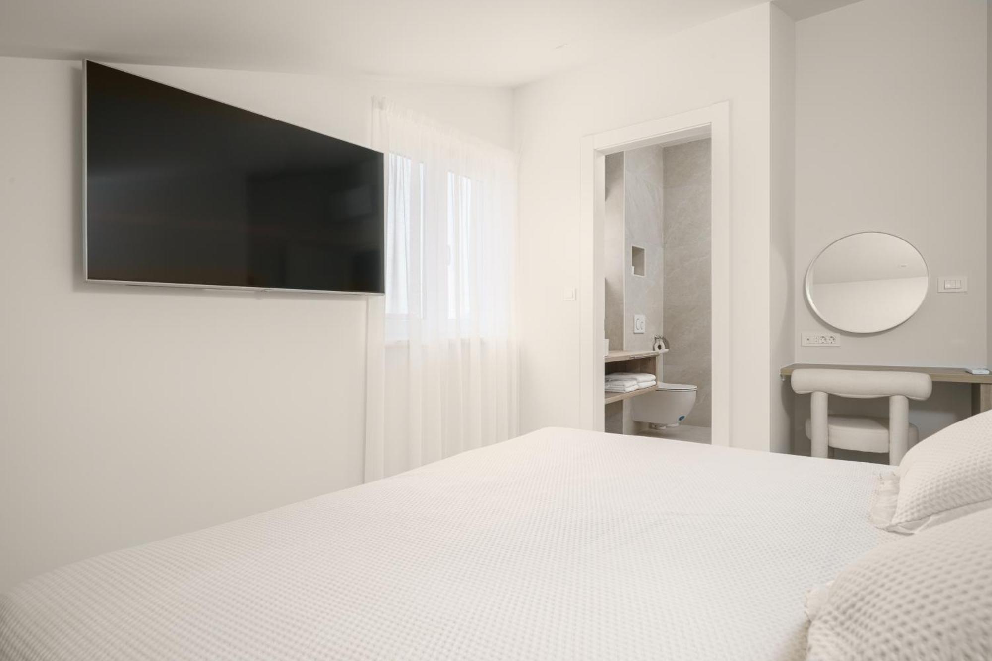Villa Bianca Vodice Eksteriør billede