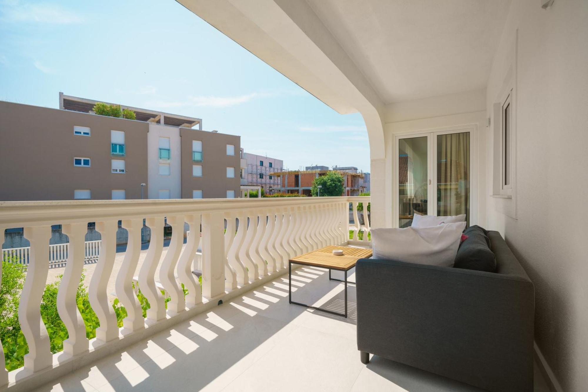 Villa Bianca Vodice Eksteriør billede