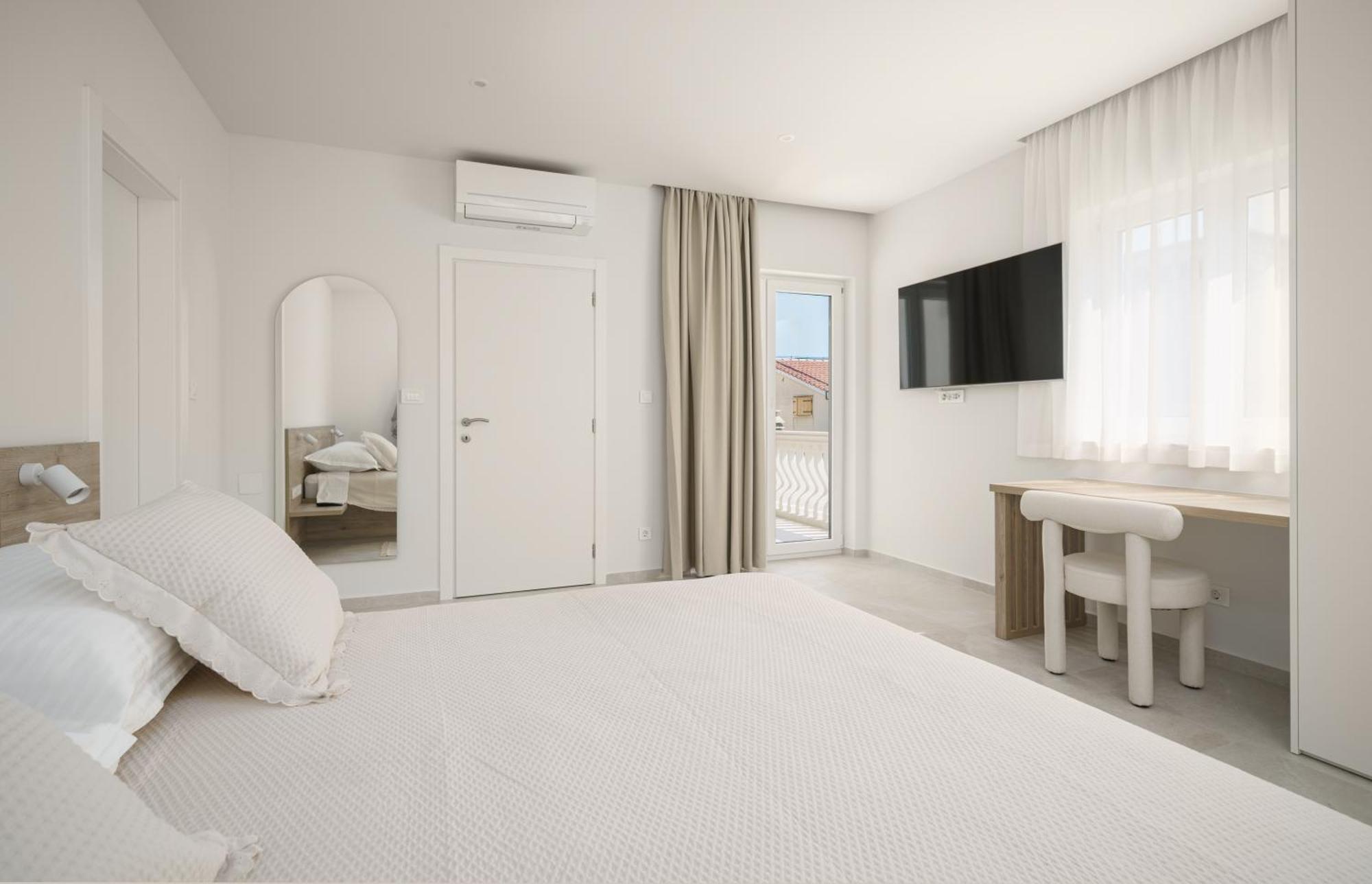 Villa Bianca Vodice Eksteriør billede