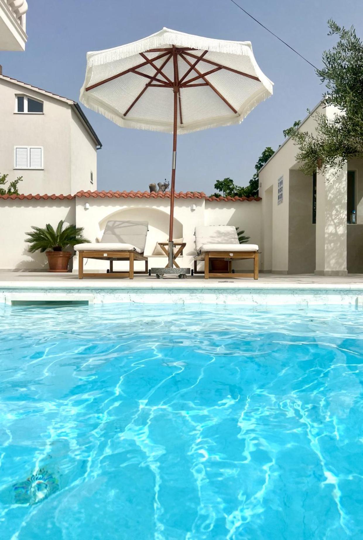 Villa Bianca Vodice Eksteriør billede